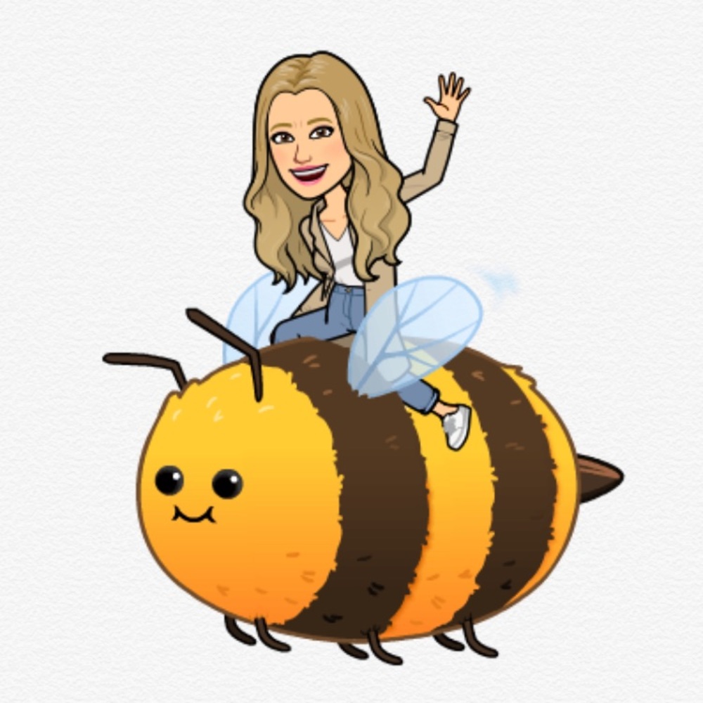 Lucy 🐝 Bee Posh Closet✨
